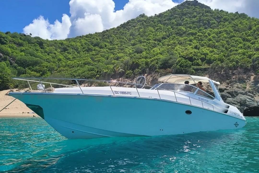 Fountain 38 Express Cruiser