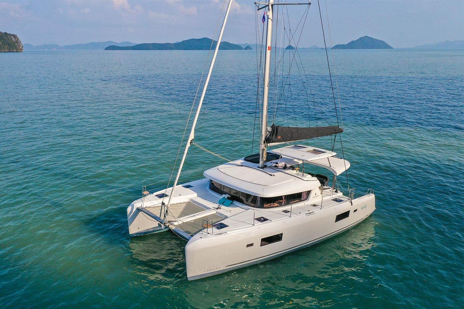 LAGOON 42 Millenium